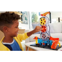Hot Wheels City- Dráha Super Twist Tire Shop