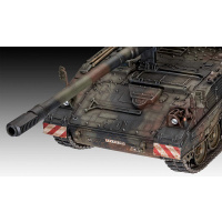 Revell – Tank Panzerhaubitze 2000 1:35