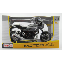 Motorka Kawasaki Z900RS Cafe