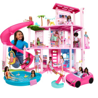 Barbie – Dům s bazénem
