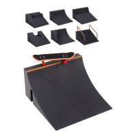 Skateboard s rampou