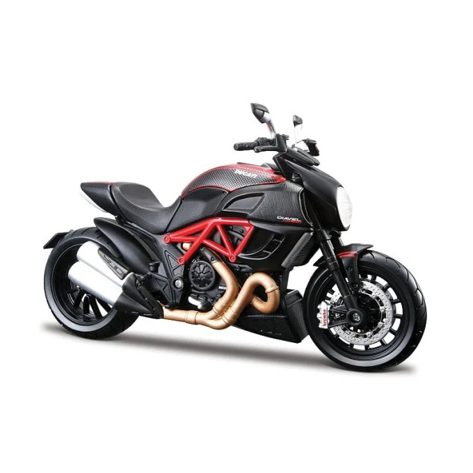 Motorka Ducati Diavel Carbon