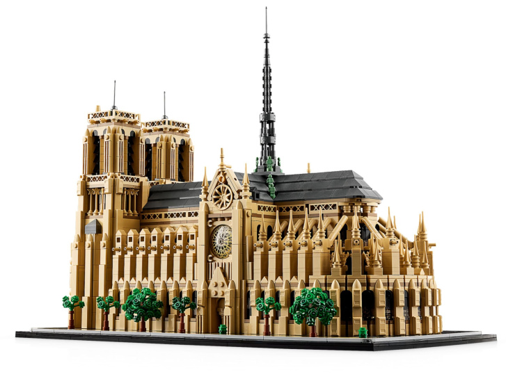21061 Lego Architecture – Notre-Dame v Paříži