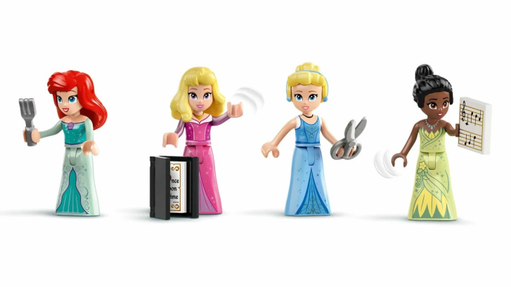43246 Lego Disney – Disney princezna a její dobrodružství na trhu