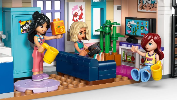 42687 Lego Friends – Liann a její rodinný dům