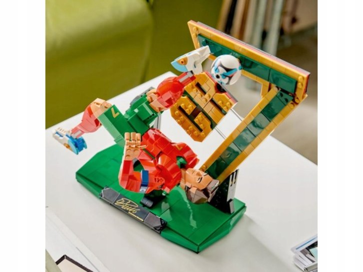 43016 Lego Editions - Cristiano Ronaldo – Fotbalová legenda